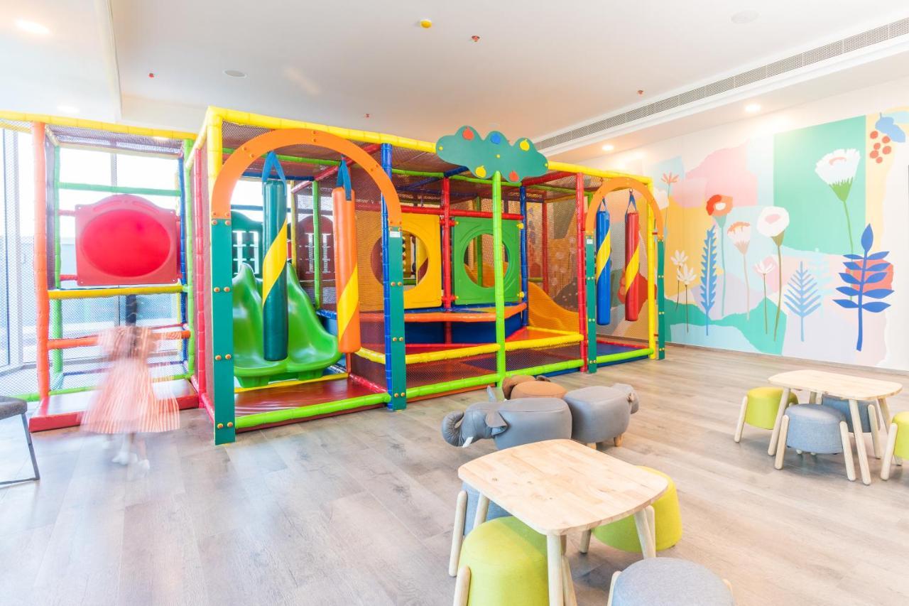 S Plaza Suites Hotel Seef Eksteriør billede