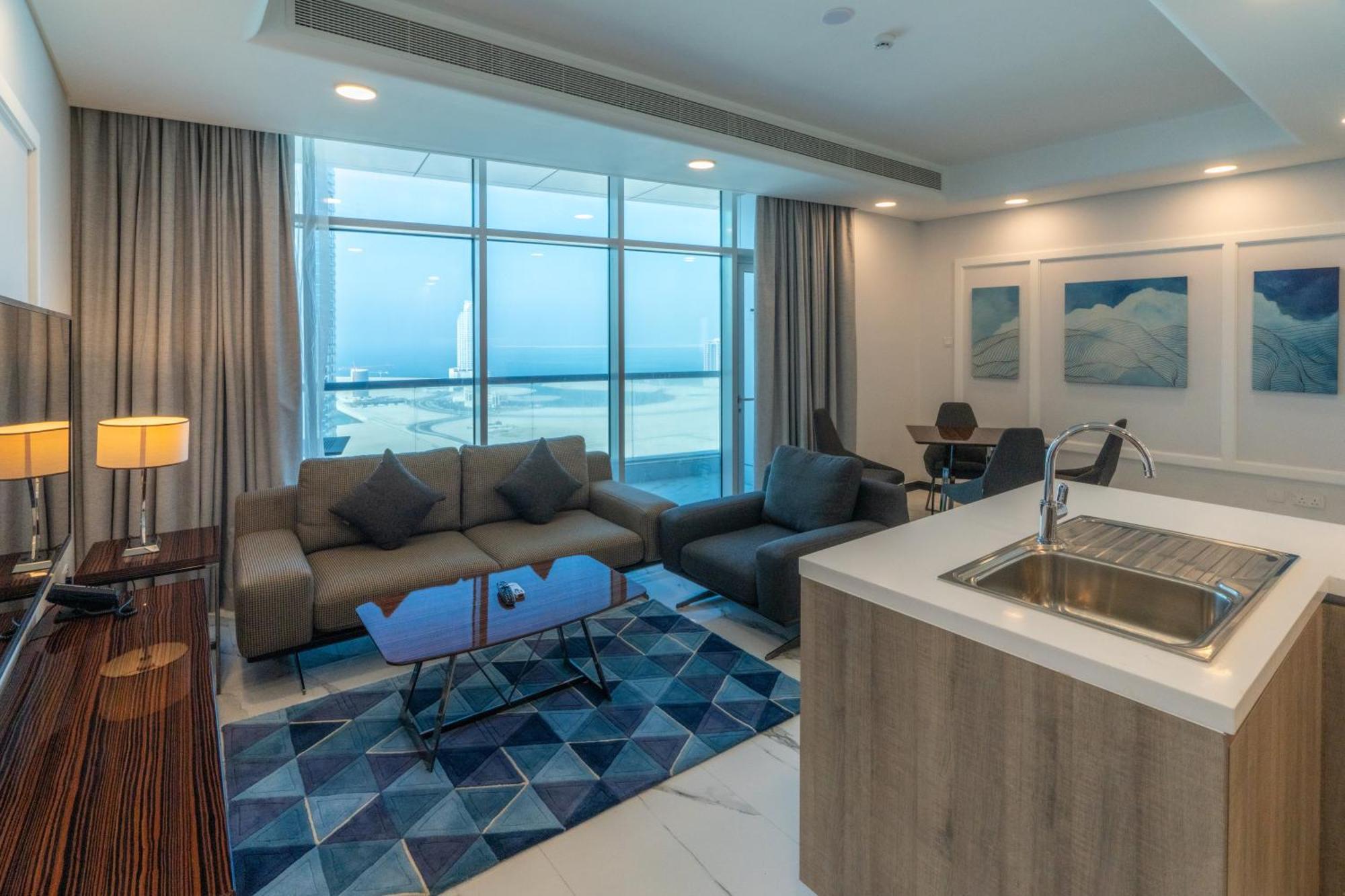 S Plaza Suites Hotel Seef Eksteriør billede