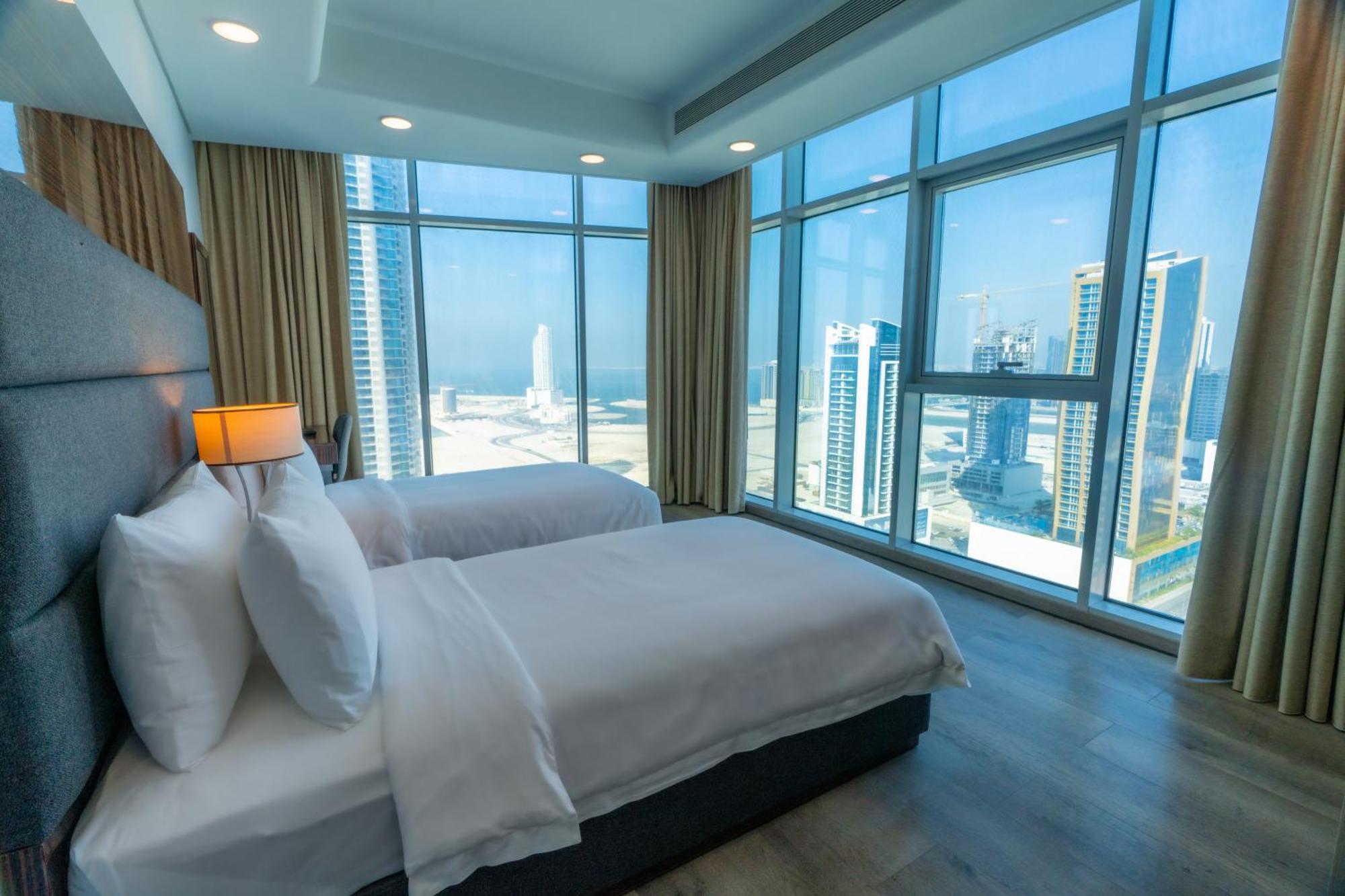 S Plaza Suites Hotel Seef Eksteriør billede
